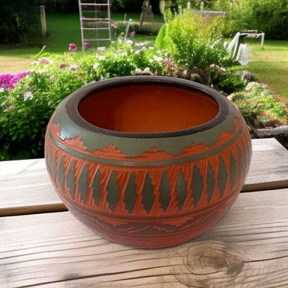 Navajo Etched Pottery Bowl Pot Mini Red Clay Native American Signed RV Handmade. - Picture 1 of 15